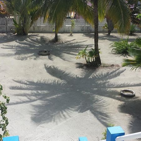 Jaguar Morning Star Hotel Caye Corker Esterno foto