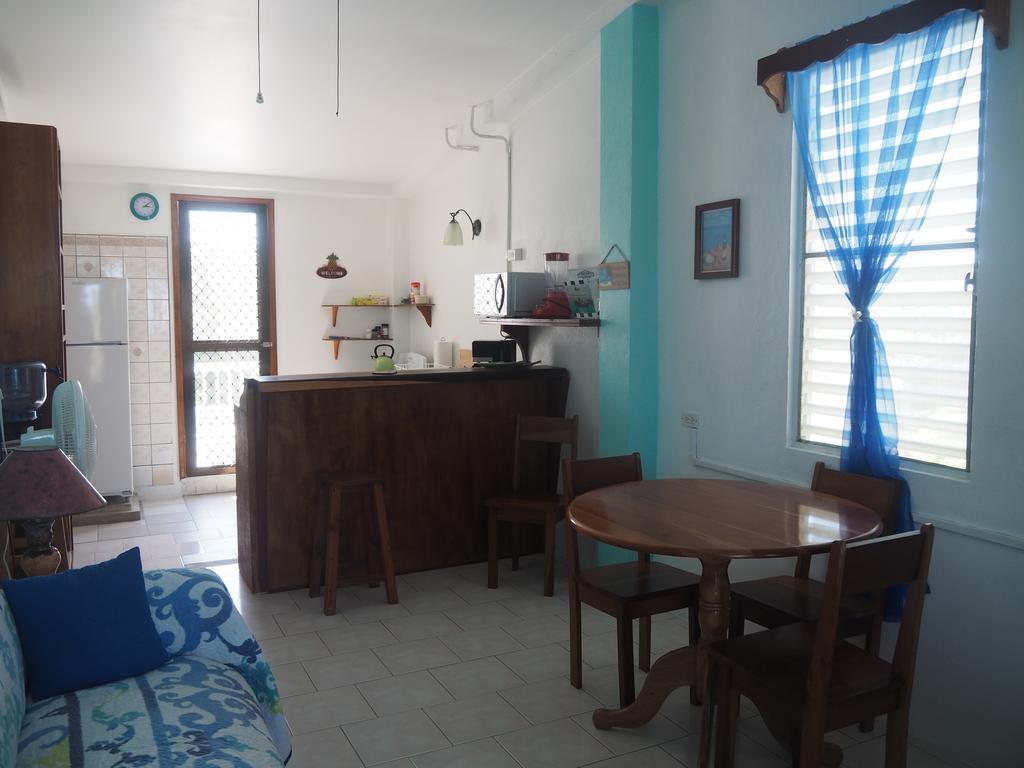 Jaguar Morning Star Hotel Caye Corker Esterno foto