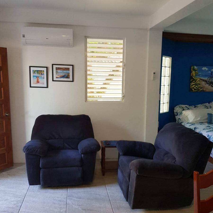 Jaguar Morning Star Hotel Caye Corker Esterno foto